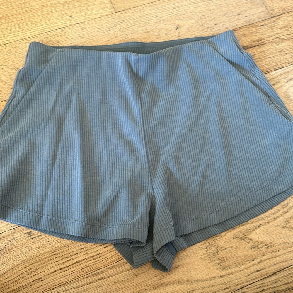 Lululemon soft stream